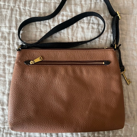 Brown & black Fossil crossbody bag - Picture 2 of 5